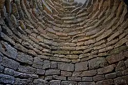 Le tholos vu de l'intérieur