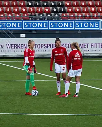 Image illustrative de l’article Zaina Bouzerrade