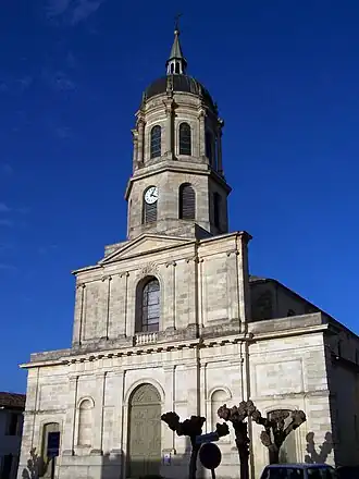 Façade sud de  l'église Saint-Vincent (oct.&nbsp;2012)