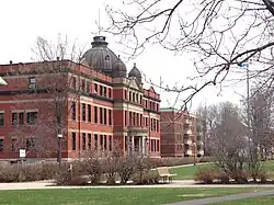 L'ancien Jeffrey Hall