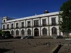 Description de cette image, également commentée ci-après