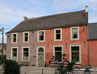 Presbytère de Noduwez (1742).