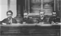 Présidence du Soviet : Skobolev, Tcheidze, Plekhanov, Tsereteli (Petrograd, juin 1917).
