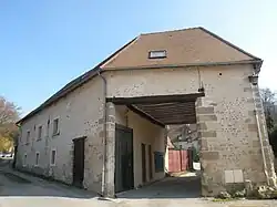 Prieuré Saint-Pierre.