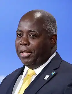 Philip Davis 2021-présent