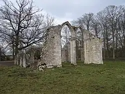 Vestiges de l'église Notre-Dame de Corbeil.