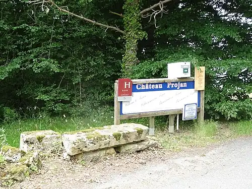 Panneau à l’entrée.