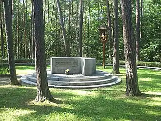 Monument commémoratif de l'accident d'avion, près de Pszczelnik en Pologne.