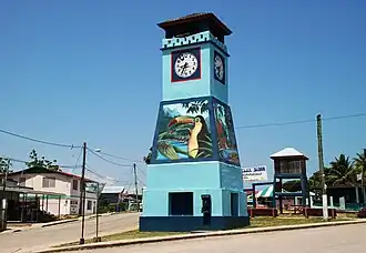 La tour de l'horloge.