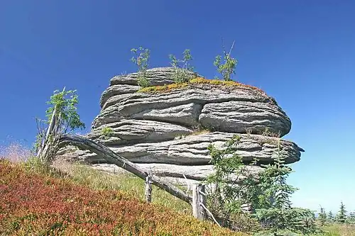 Monts Jizera : rocher Pytlácká (972 m).