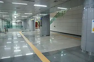 Passage de correspondance de la station.