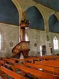 La chaire à prêcher.