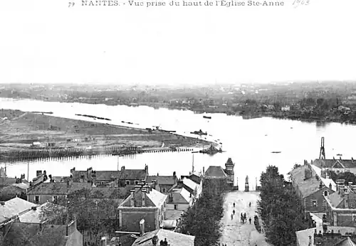 Quai des Antilles en cours d'aménagement sur le bras de la Madeleine et site du futur quai Président-Wilson sur le bras de Pirmil