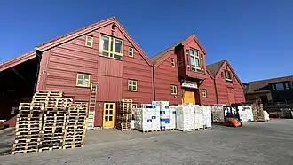 Quais du marché aux poissons.