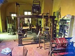 Métier à tisser, Musée Miniature et Cinéma