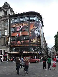 2011 au Queen's Theatre de Londres.