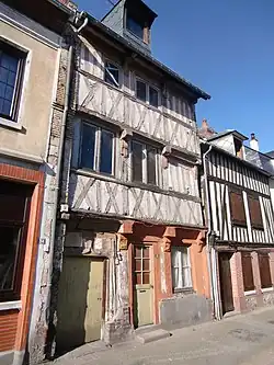 Maison à pan de bois - 32 Grande rue