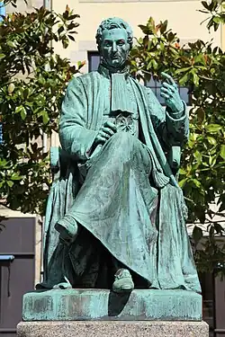 Statue à Quimper.