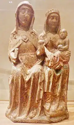 Saint-Goazec (chapelle du manoir de Trévarez) : Sainte Anne, la Vierge et l'Enfant Jésus (bois peint, XIIIe ou XIVe&nbsp;siècle).