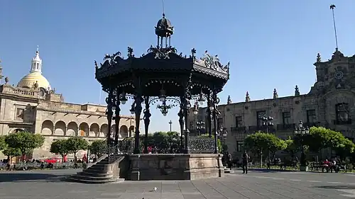 Kiosque à Guadalajara (Mexique)1910, à l'occasion du centenaire de l'indépendance du pays