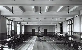 Réfectoire du grand séminaire de Rennes dans les années 1930