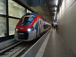 Z 31500 assurant un service de la SL 4 en direction de Annemasse.