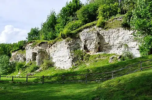 Les anciennes carrières.