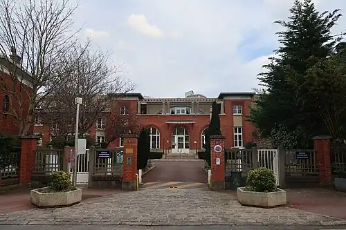 Résidence Locarno à Suresnes.