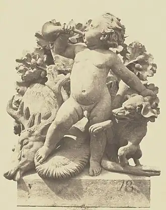 La Chasse, Paris, palais du Louvre, aile en retour Turgot. Photographie d'Édouard Baldus.