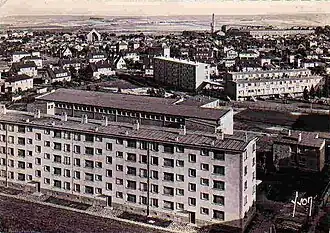 Vue général avec l'église Saint-Louis.