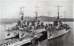 De gauche à droite : Aquilone, Ostro et Espero à La Spezia, dans les années 30.