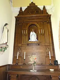 L'autel Notre-Dame de Rainsars.