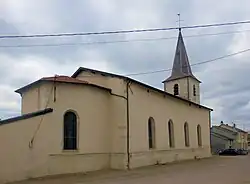 Église Saint-Marcel.
