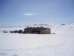 Paysage d'hiver près du chalet Rauhelleren.