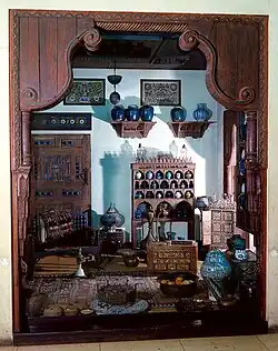 Reconstitution d'une pharmacie arabe.