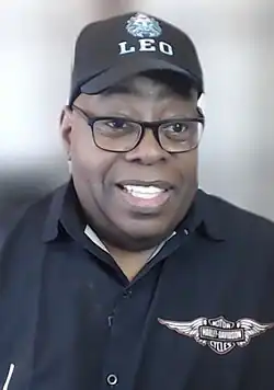 Description de l'image Reginald VelJohnson, 2021 (579134550).jpg.