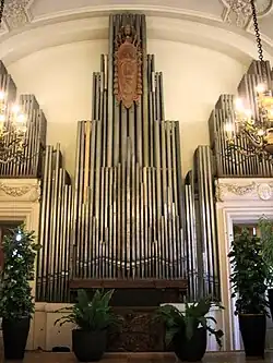 Orgues.