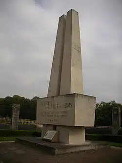 Le Monument aux héros de l'Armée noire.