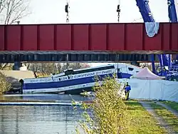 Relevage de la motrice.