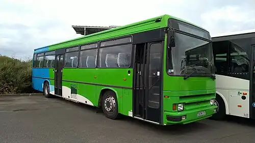 Un Renault Tracer sans adhésifs.