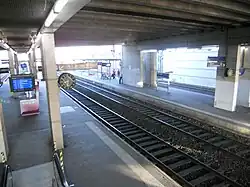 Vue des quais en direction de Paris.