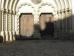 Portail de la chapelle des carmes à Rennes.