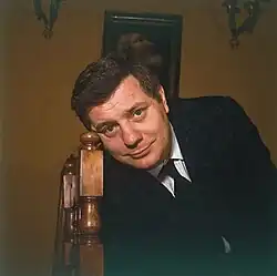 Description de l'image Renzo palmer 2.jpg.