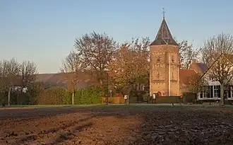 Ressen, l'église protestante depuis la Hoeksehofstraat