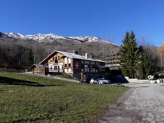 Vue aérienne de la station.