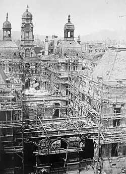 Travaux de restauration de l'hôtel de ville en 1857 sous la direction de Tony Desjardins