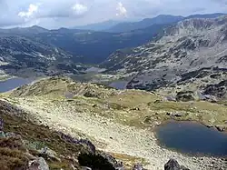 Lac glaciaire dans les monts Retezat.