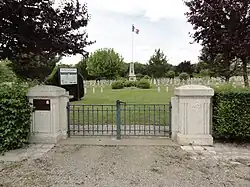 Nécropole nationale, entrée.