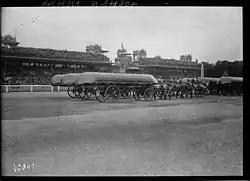 Pontonniers du régiment le 14 juillet 1922 à l'hippodrome de Longchamp.