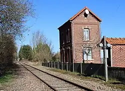 L'ancienne halte de Lucy en 2021.